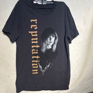 Taylor Swift Reputation tour Graphic T-Shirt with Gold Lettering